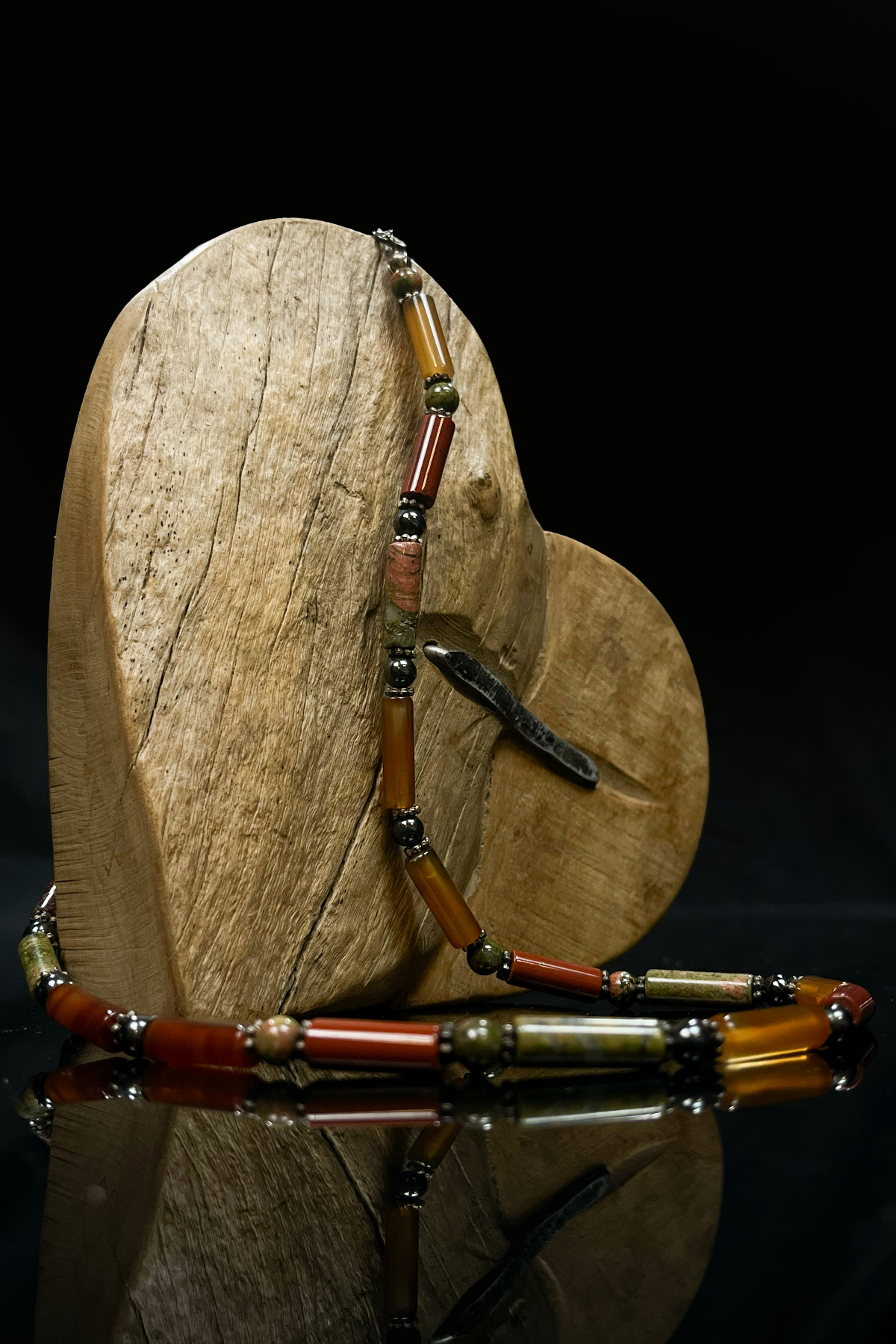 Doğal Taş Detaylı Kolye